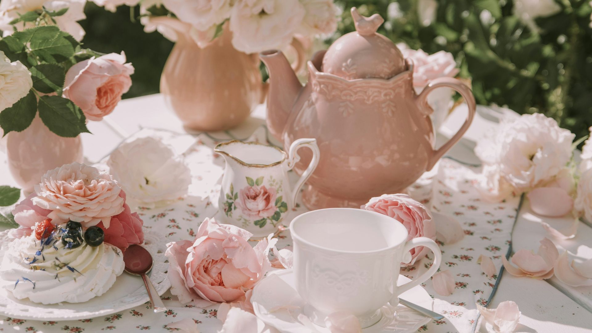 Regency era tea cup set