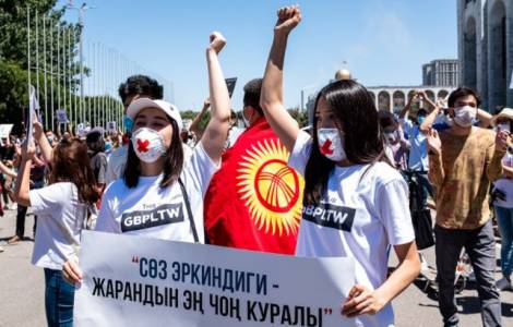 ASIA/KYRGYZSTAN - Protesters demand the cancellation of the elections-social and political chaos