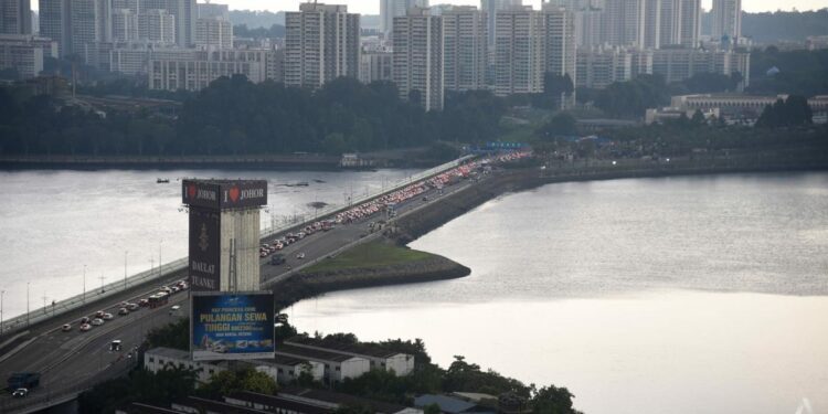 ‘Symbol of bonded kinship’: Singaporeans, Malaysians laud importance of Causeway as motorway celebrates 100 years
