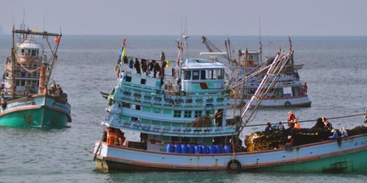 90 NGOs question Thailand Prime Minister on fisheries deregulation plan (commentary)