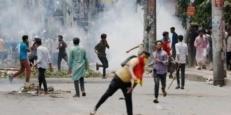 Bangladesh students vow to resume protests unless group leaders freed