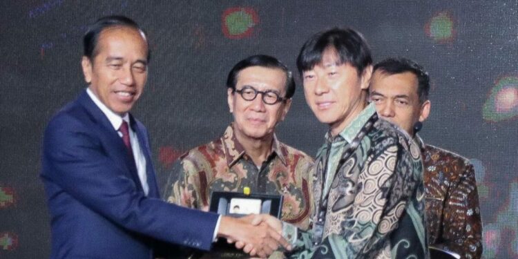 Indonesia launches 'golden visa' program to attract business investment