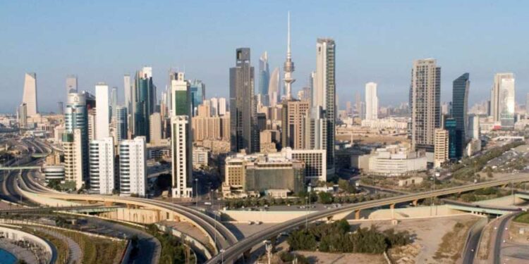 Kuwait eases restrictions on recruiting workers from abroad