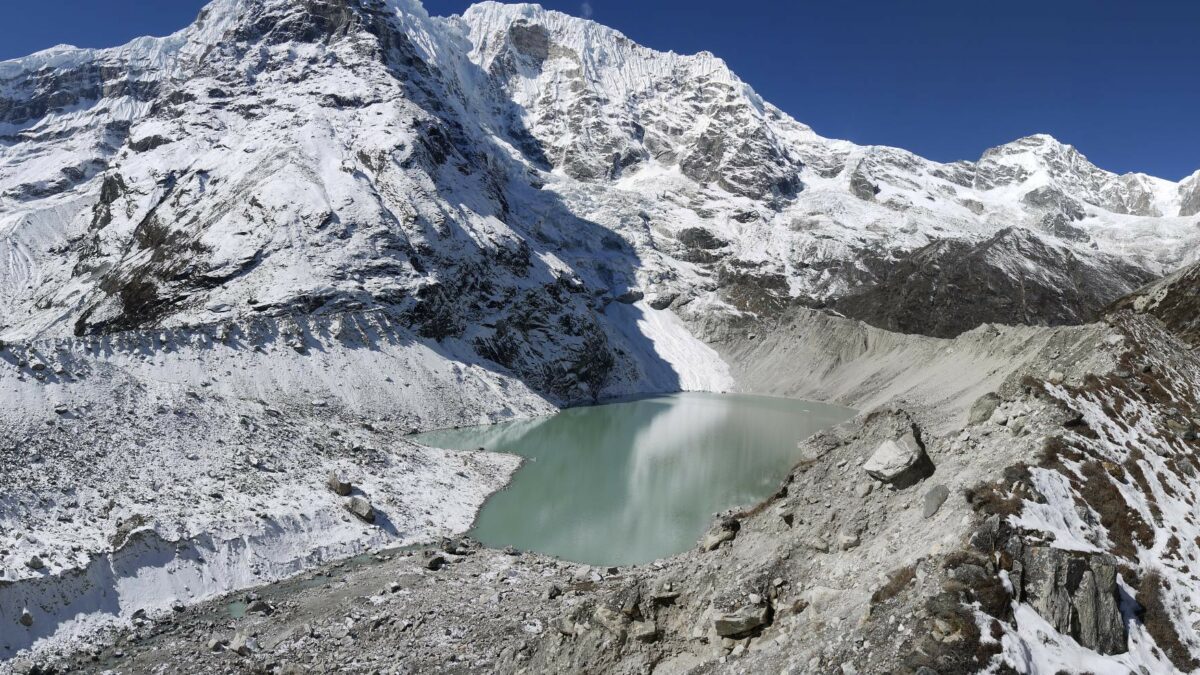 Dig Tsho glacial lake. Image via Flickr by Matt Westoby. CC BY-NC-ND 2.0.