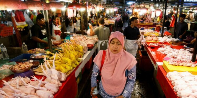 Malaysia GDP growth accelerates to 5.9% in Q2