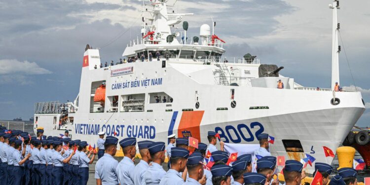 Philippines, Vietnam coast guards to hold first joint drills