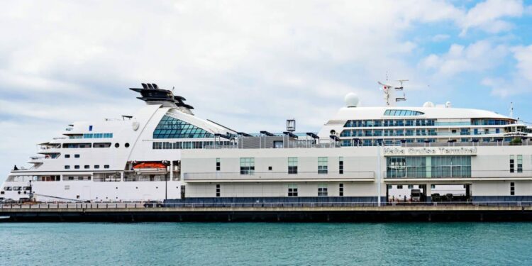 Seabourn Details Asia Season Aboard Two Cruise Ships