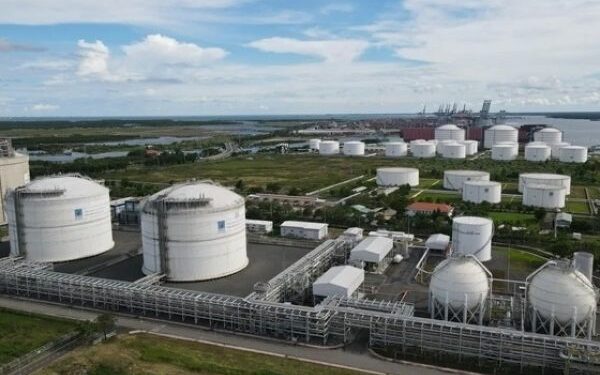 Foreign groups enticed by LNG infrastructure projects