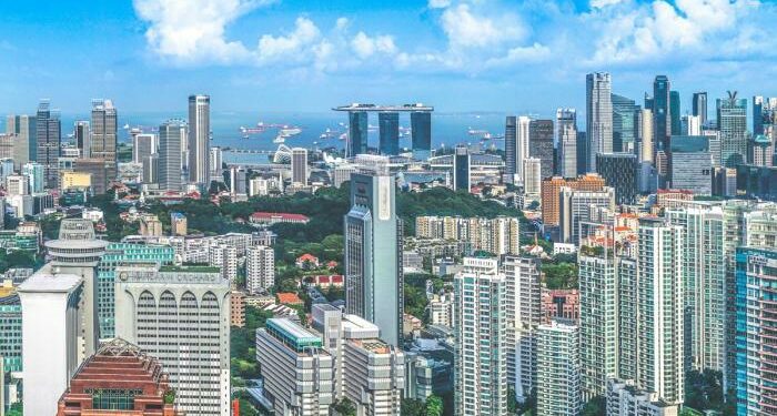 SINGAPORE The capital of globalisation launches subsidies for the unemployed