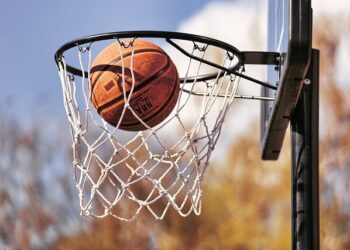 No. 1 Women’s Basketball uses defense to overpower Georgia, 57-26 – University of Texas Athletics