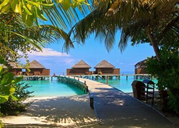 Maldives Parliament passes amendment to reduce Supreme Court judges number, suspends three judges – NewsDrum