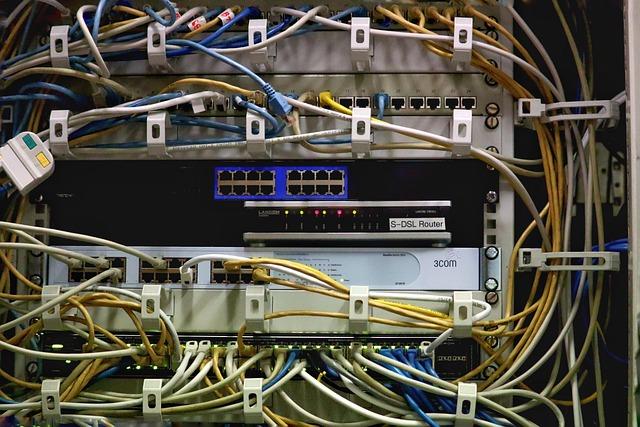 Technical Advancements: The Role of New Computer Servers in Customs Processing