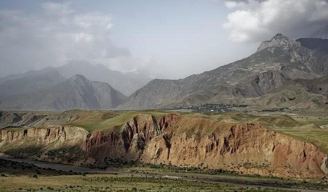 Tajikistan’s Afghan Conundrum – Foreign Policy Research Institute