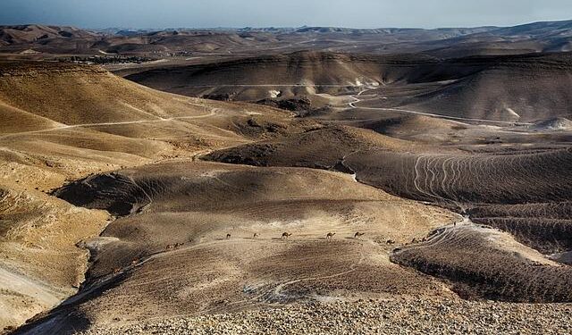 Israel confirms its forces will remain in 5 posts in Lebanon after withdrawal deadline – Anadolu Agency | English