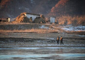 North Korea fires intercontinental ballistic missile – BBC.com