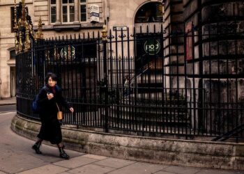 PHOTO: London, Spain and Nepal… Oh My! – Miami Student