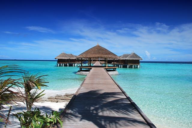 The Perfect⁤ Maldives Resort for Every Type of Traveler - Travel + Leisure Southeast⁢ Asia