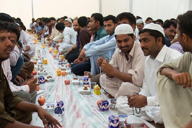 Global ⁢Observances:‍ The Impact ‌of Ramadan Beyond Muslim Nations