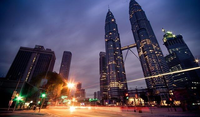 Malaysia to Invest $250 Million in Arm Holdings plc (ARM) for AI Chip Development – Yahoo Finance
