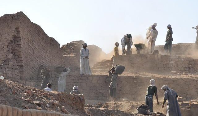 Archaeologists Unearth 1,300-Year-Old Flush Toilets at a Palace Complex in South Korea – Smithsonian Magazine