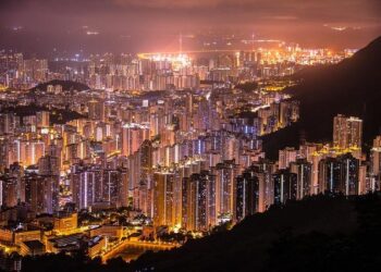 Hong Kong markets fall over 2% as U.S. economic uncertainties linger, other Asia markets mixed – CNBC