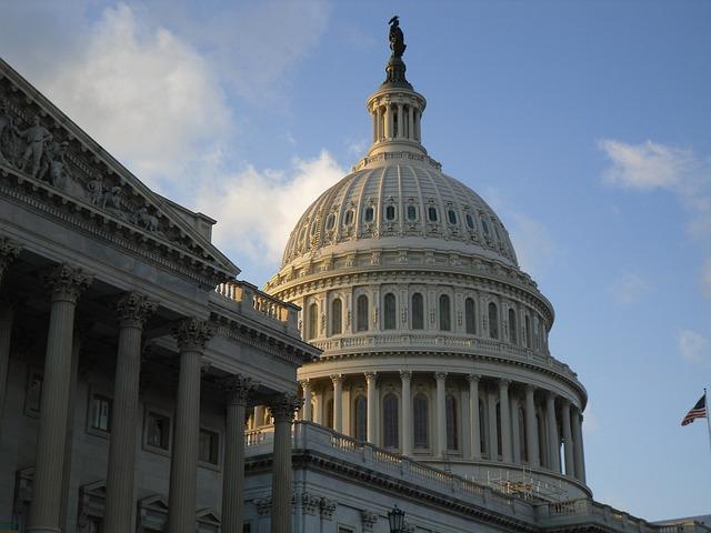 Recommendations for Congress to Address Internet Freedom ⁢Issues
