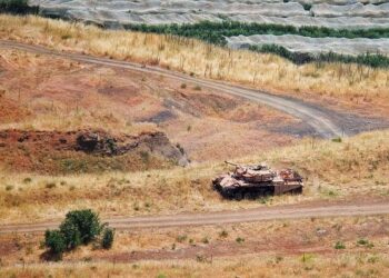 Syria gets temporary constitution for five-year transition – BBC.com