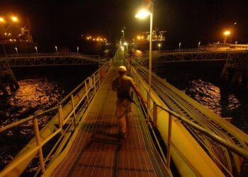 Iraq Plans Gas Import Terminals Amid Tighter U.S. Sanctions on Iran – OilPrice.com
