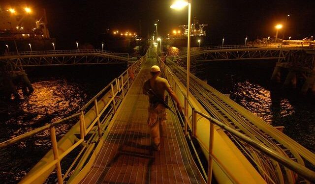 Iraq’s oil exports in February surpass 95 million barrels – Iraqi News