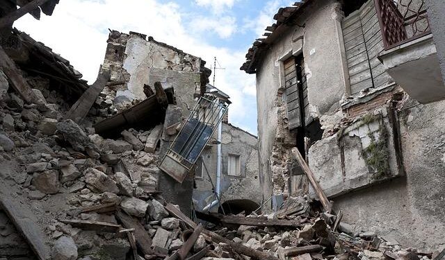 Huge Myanmar Earthquake Collapses Bangkok High-Rise Building – Newsweek