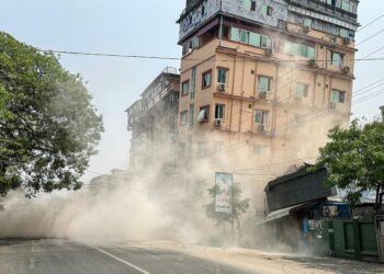 Myanmar-Thailand earthquake: Myanmar hospitals overwhelmed as military government says more than 2,000 killed – BBC