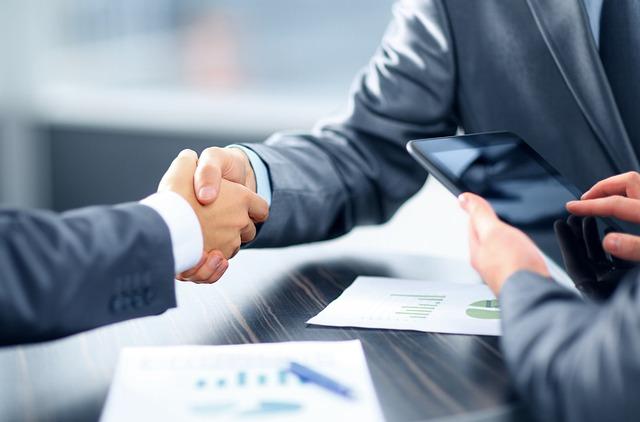 Expert Analysis on the Potential Risks and Rewards of GDS’s Loan Move