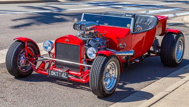 Community Spotlight: The People Behind Meduza's Hot Rod Scene