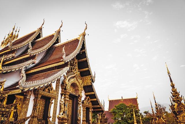 Travel Tips: Navigating Thailand's Rich Heritage and Vibrant Cuisine