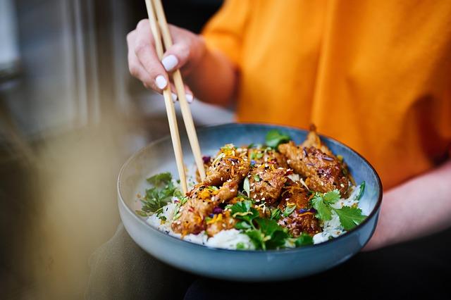 Savoring Local Flavors Along Srilanka Shores