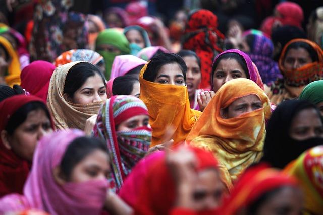Bangladesh ​Protests Erupt ‌Over Political Tensions ​Following Ousted PM's Family Home attack