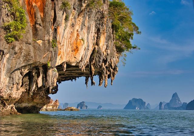 Recommendations for Visitors: Maximizing Time in Thailand