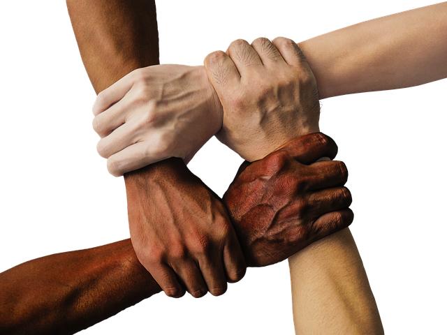 Enhancing⁣ Financial Inclusion:‍ Leveraging⁣ Technology and Innovation⁢ in Economic Growth
