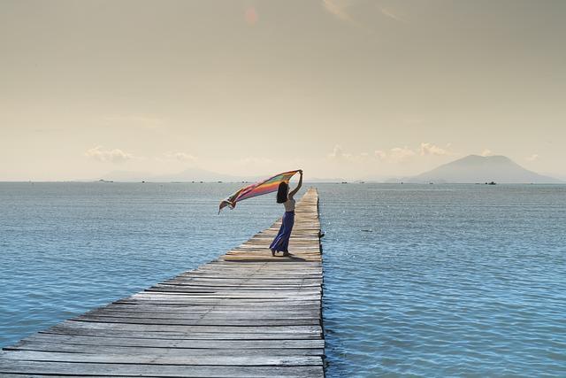 Empowering⁣ Voices: The Rise of Women‍ Leaders in Azerbaijan