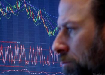 Indonesia’s Equities Selloff, Rupiah Slump Signal Broader Policy Worries – WSJ