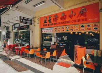 Eateries in foodie haven Singapore close as costs rise, spending falls – thesun.my