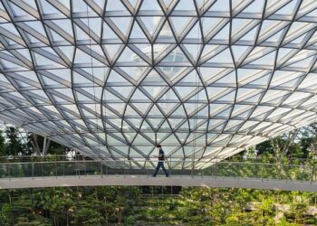 Singapore leads 10 best cities in Asia for expats to work in 2024 – VnExpress International