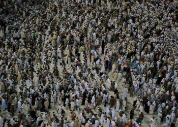 Number of Hajj pilgrims Saudi Arabia 1999-2024 – Statista