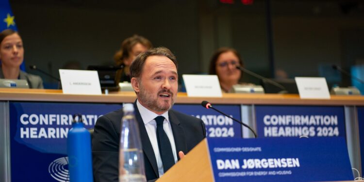 Commissioner Jørgensen in Azerbaijan to reinforce energy cooperation – Energy