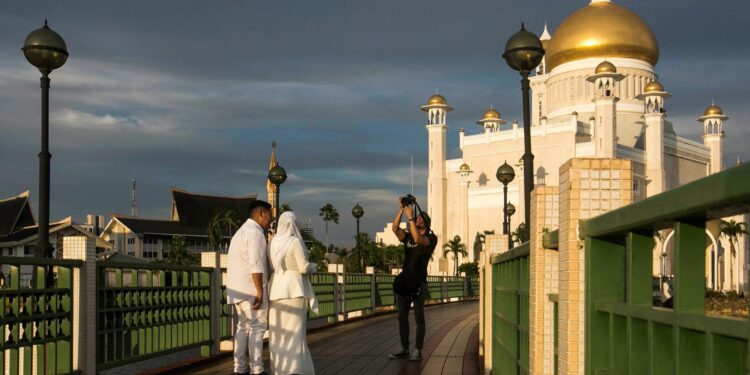 Glowing gains for Brunei despite diversification growing pains – East Asia Forum