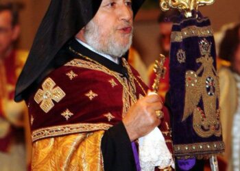 Catholicos Karekin Condemns Armenian Genocide Denial in Easter Mass – The Armenian Mirror-Spectator