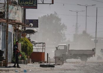 Clashes between Druze gunmen and pro-government fighters in Syrian capital kill at least 4 – KTLA