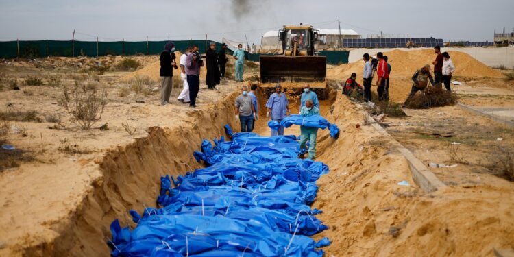Two decades-old mass graves unearthed in Karabakh, Azerbaijan claims – Euronews.com