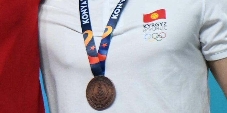Denis Petrashov wins another gold in U.S. breaking Kyrgyzstan’s national record – AKIpress News Agency