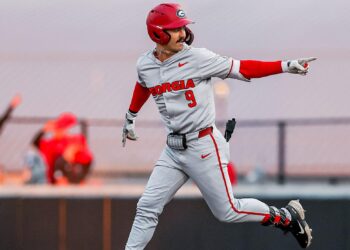 Georgia baseball earns key 15th SEC win for NCAA Tournament berth, sweeps Missouri – DawgNation